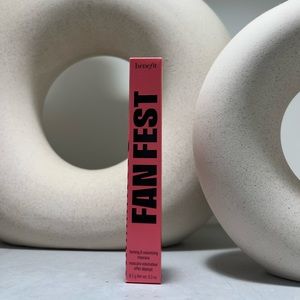 Brand NEW Benefit Cosmetics Fan Fest Fanning & Volumizing Mascara Full size